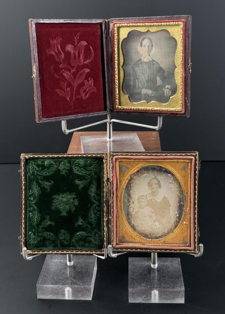 Collection of Antique Daguerreotype Photos (1 of 10)