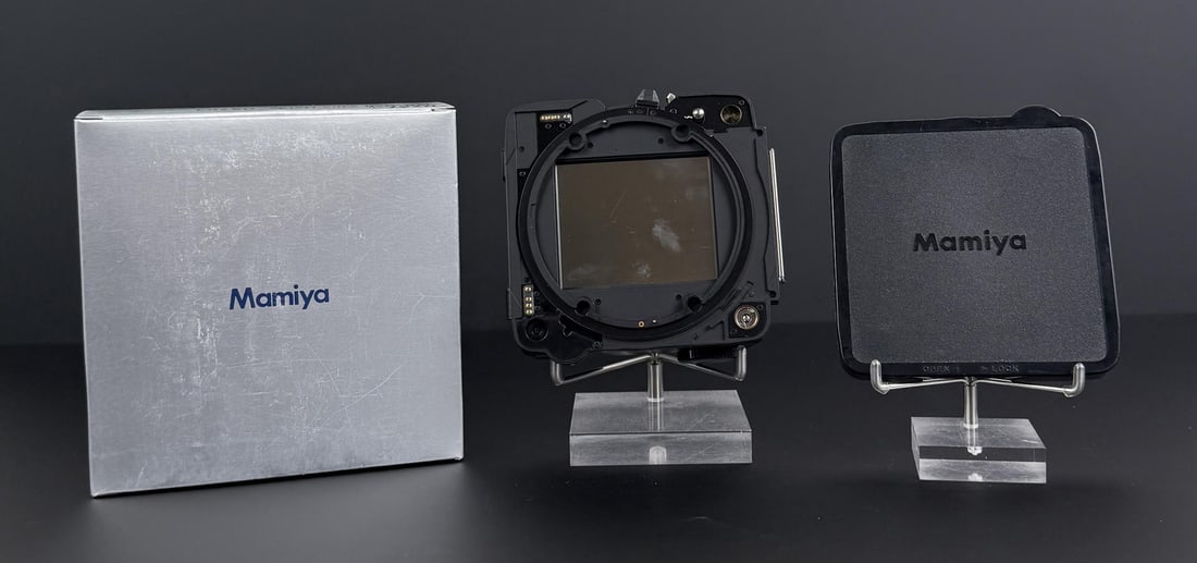 Mamiya RZ67 Pro II 120 Roll Film Holder HA703: Nice example in box.