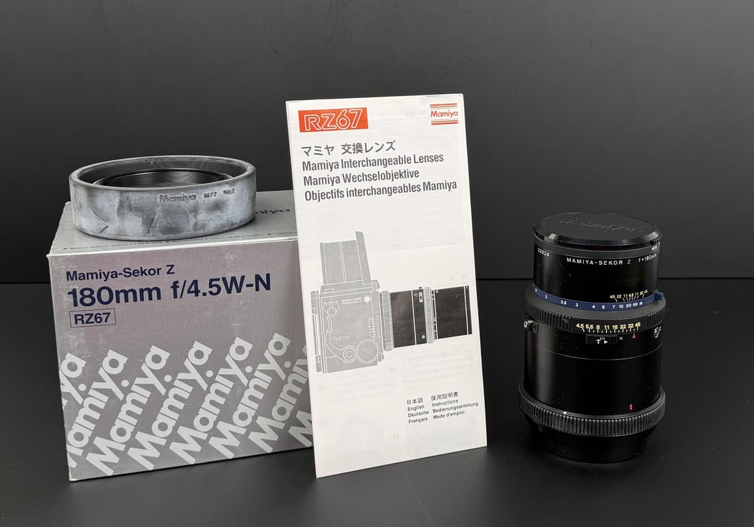 Mamiya Seko Z RZ67 180mm 4.5W-N Lens: Nice example in box.