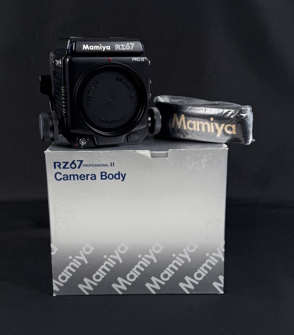 Mamiya RZ67 Pro II Camera Body (1 of 13)