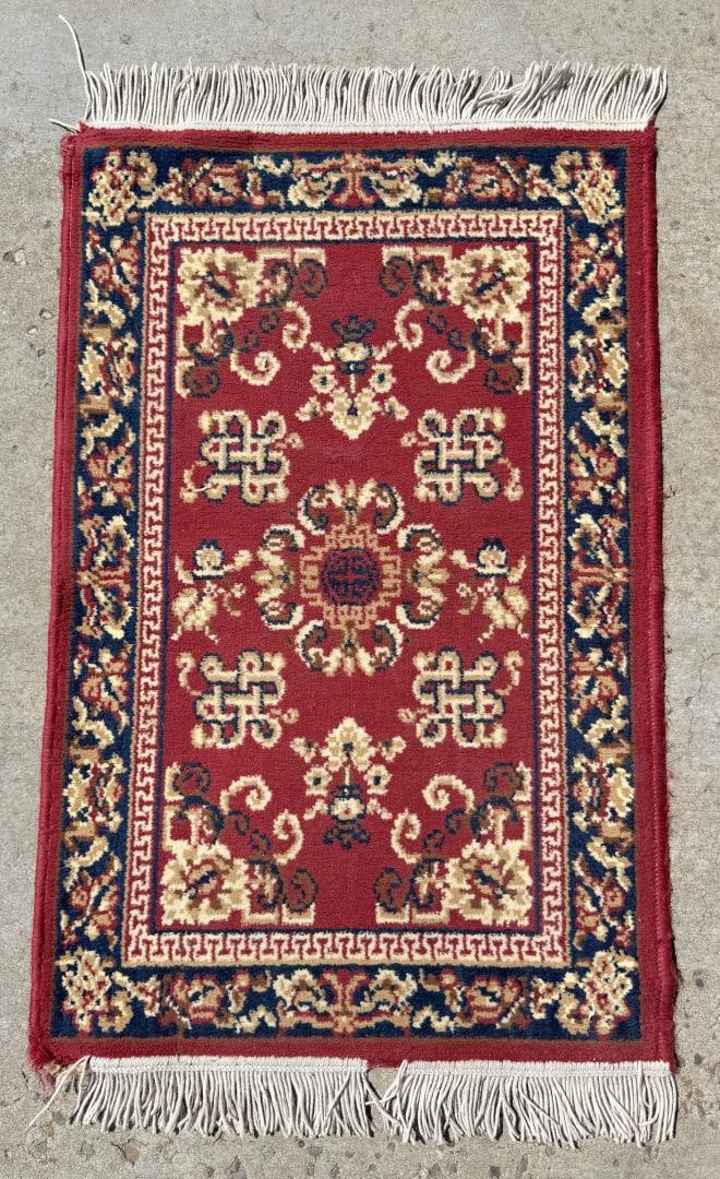 Persian Oriental Style Rug (1 of 3)