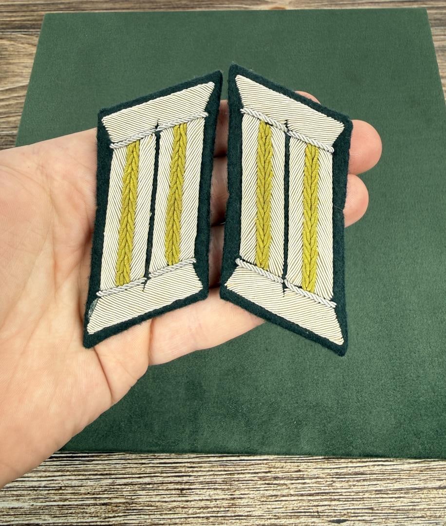 WW2 German Heer Signal Troops Collar Tabs (1 of 3)