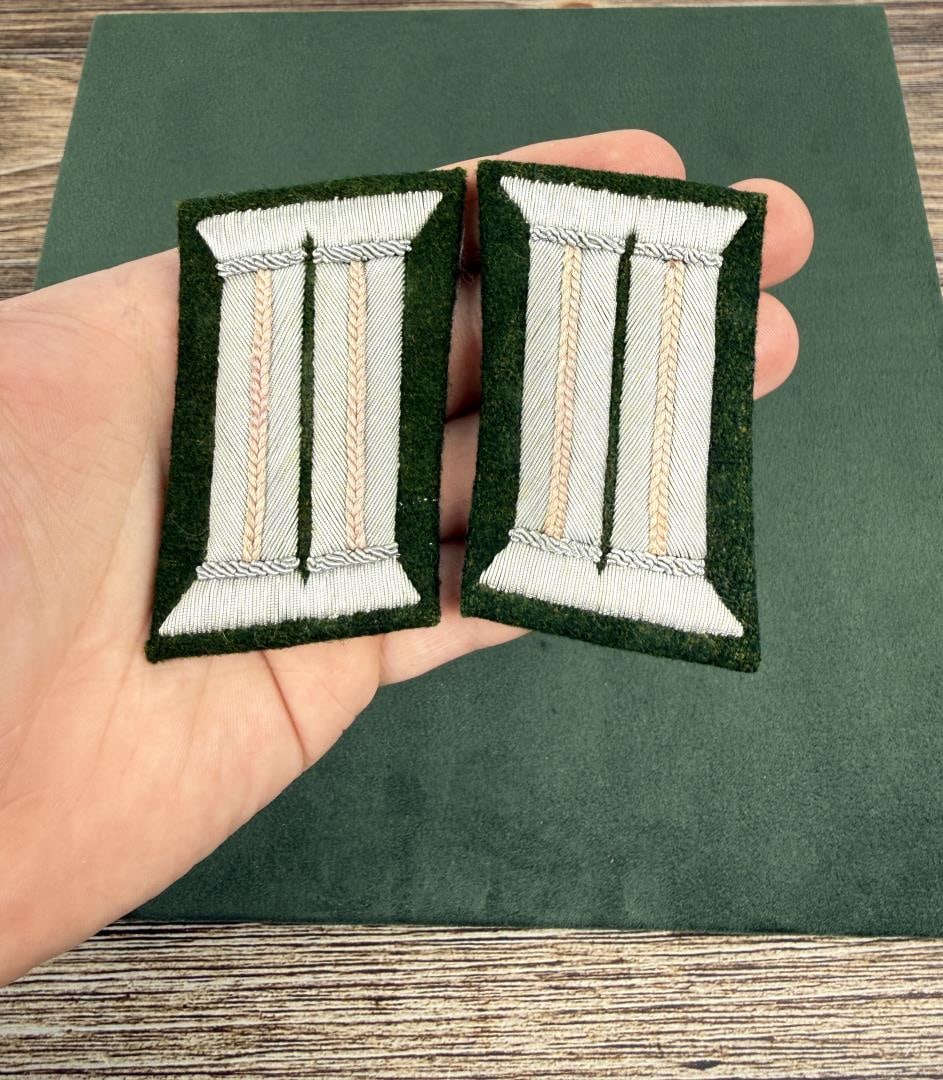 WW2 German Heer Infantry Collar Tabs: Nice original set.