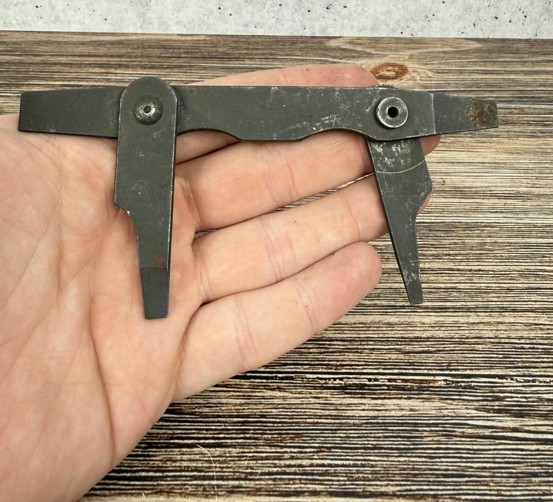 Browning M1919 Machine Gun Combination Tool (1 of 4)