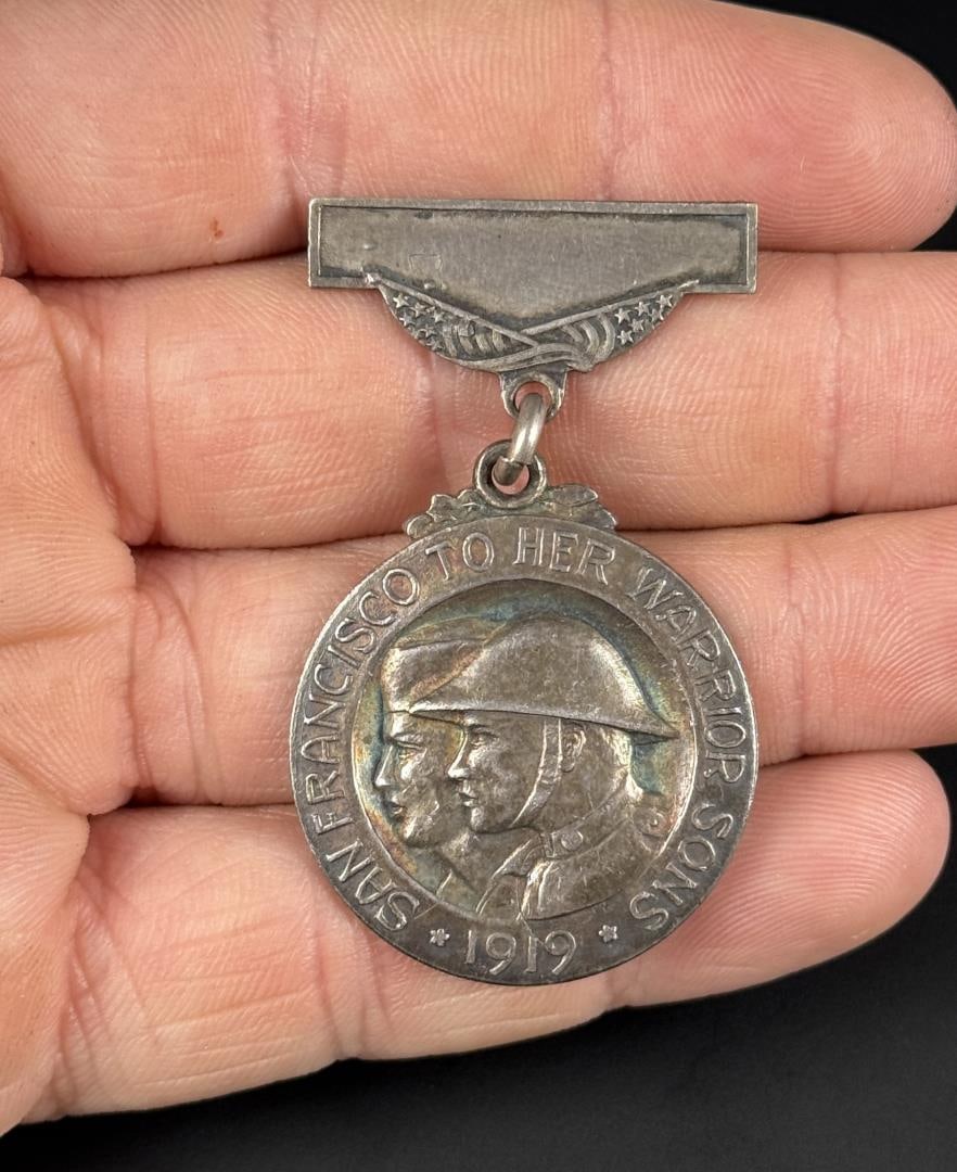 WWI WW1 San Francisco California AEF Medal: Sterling Silver.