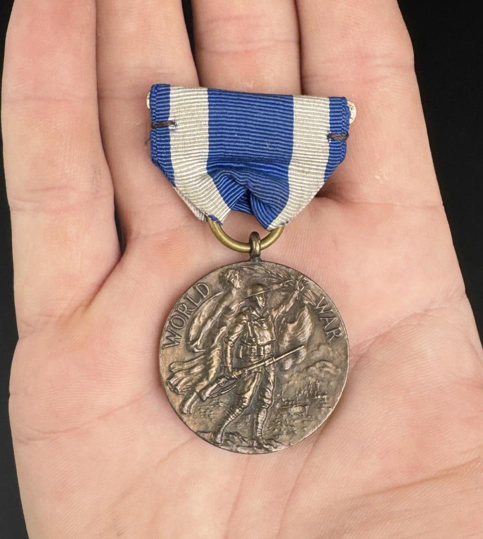WWI WW1 New York Victory Medal: Numbered as shown.