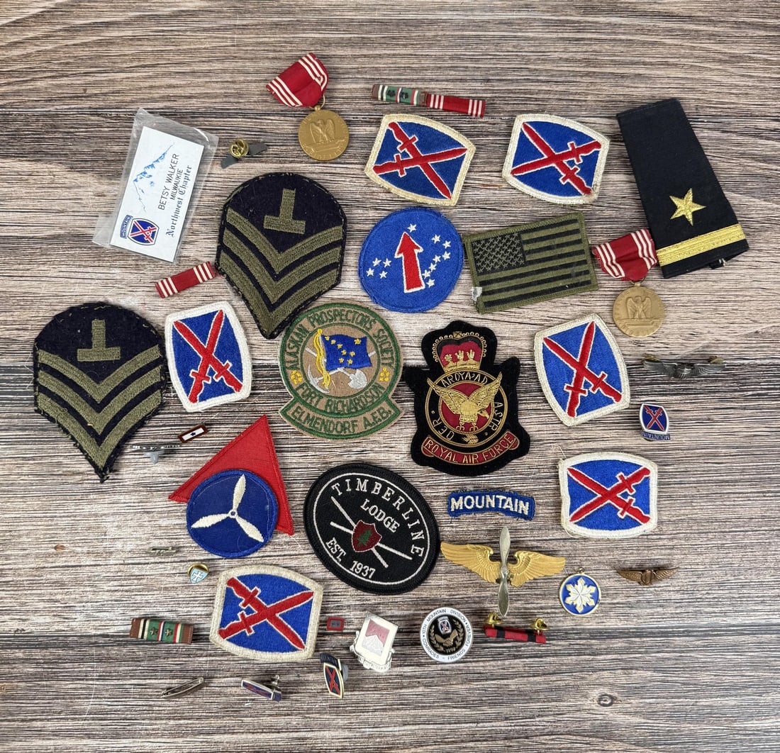 Collection of WW2 Armed Forces Medals and Patches (1 of 6)