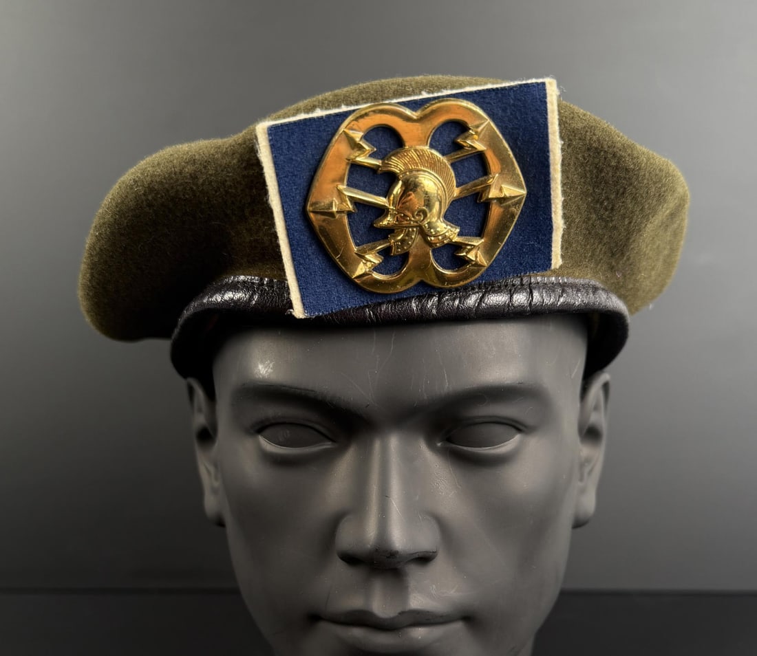 Dutch Royal Army Communications Service Beret: Nice example
