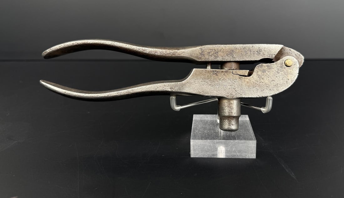 1882 Winchester .44 WCF Reloading Tool (1 of 8)