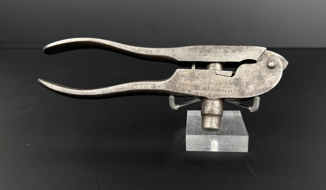 1882 Winchester .32 WCF Reloading Tool (1 of 6)