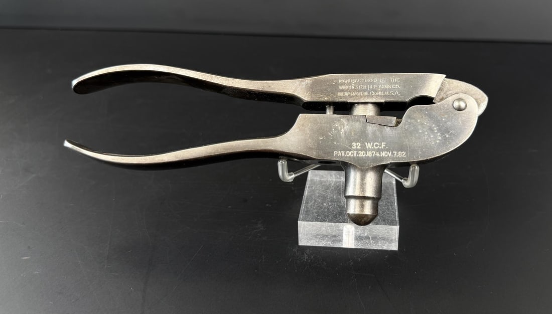 1882 Winchester .32 WCF Reloading Tool (1 of 6)