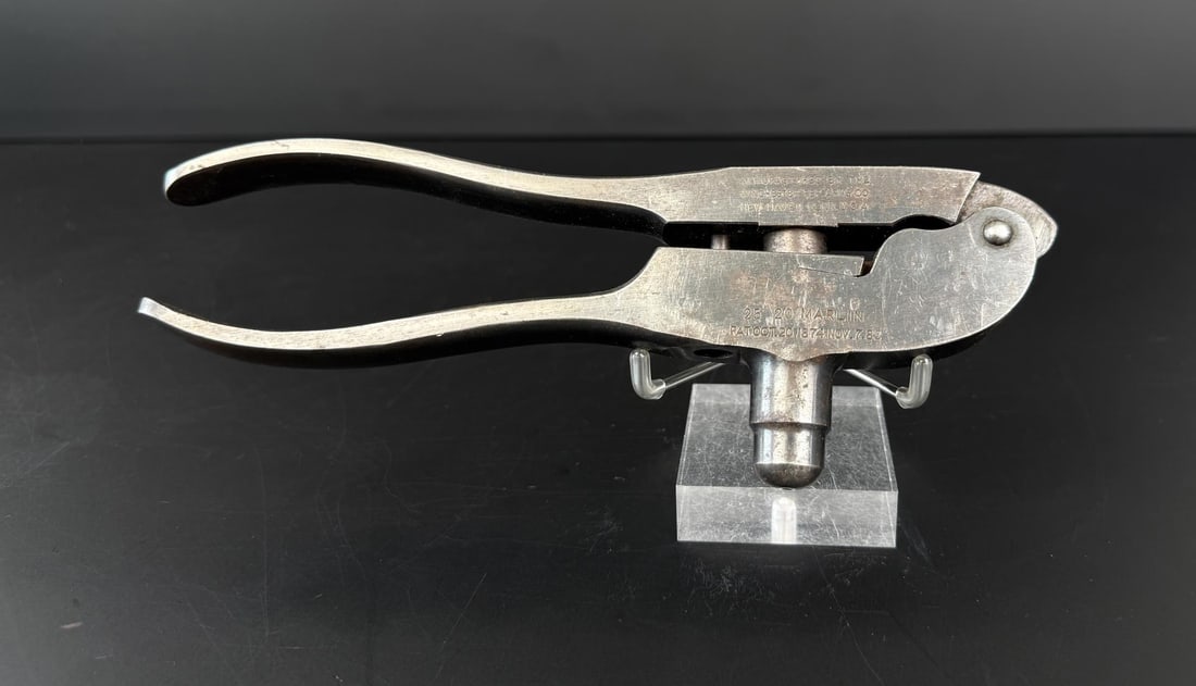 1882 Winchester 25-20 Marlin Reloading Tool (1 of 6)