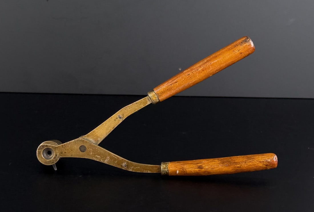Norman S Brockway Bullet Mold (1 of 6)