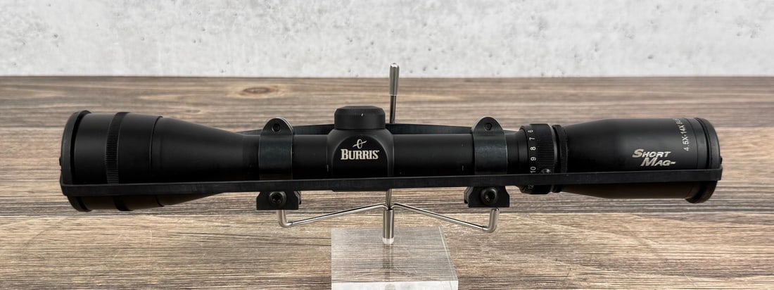Burris 4.5-14x32mm Short Mag Rifle Scope: Duplex reticle.