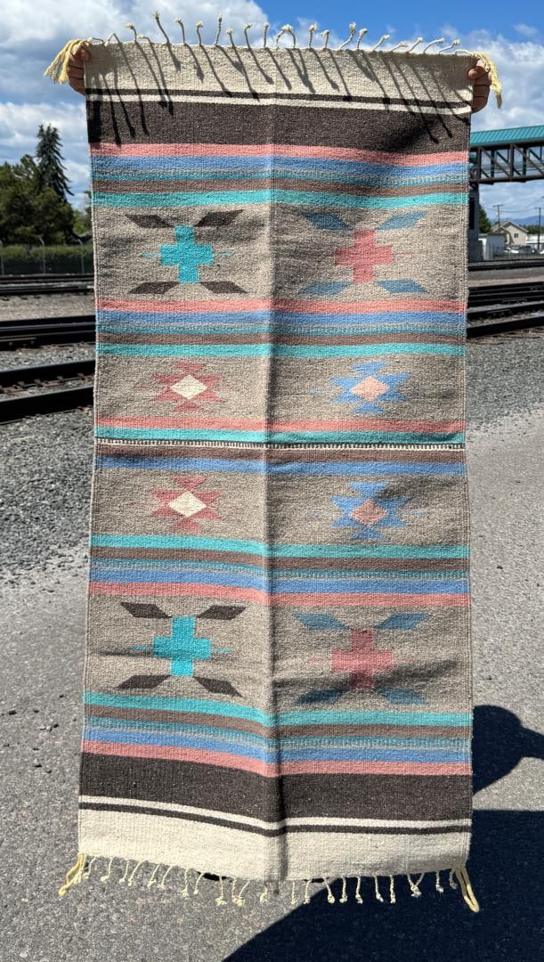 Zapotec Mexico Indian Pattern Southwest Rug: 28" by 57"