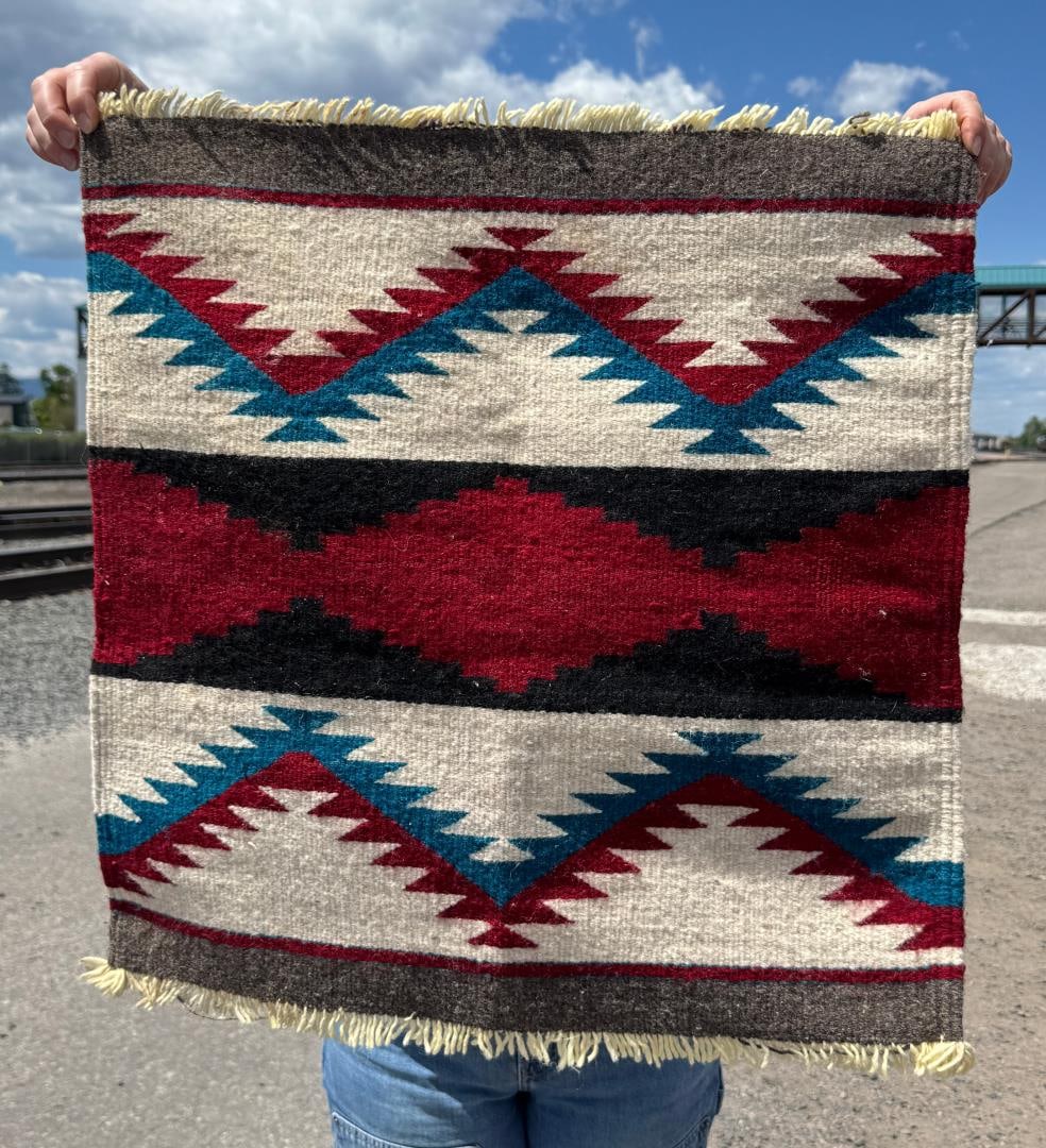 Zapotec Mexico Indian Pattern Southwest Rug: 23 1/2" by 23 1/2