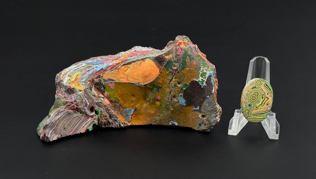 Fordite Ford Factory Paint Cabochon Material: Nice grouping of one polished, one untouched. Largest piece is 4" wide. 122 grams total weight.
