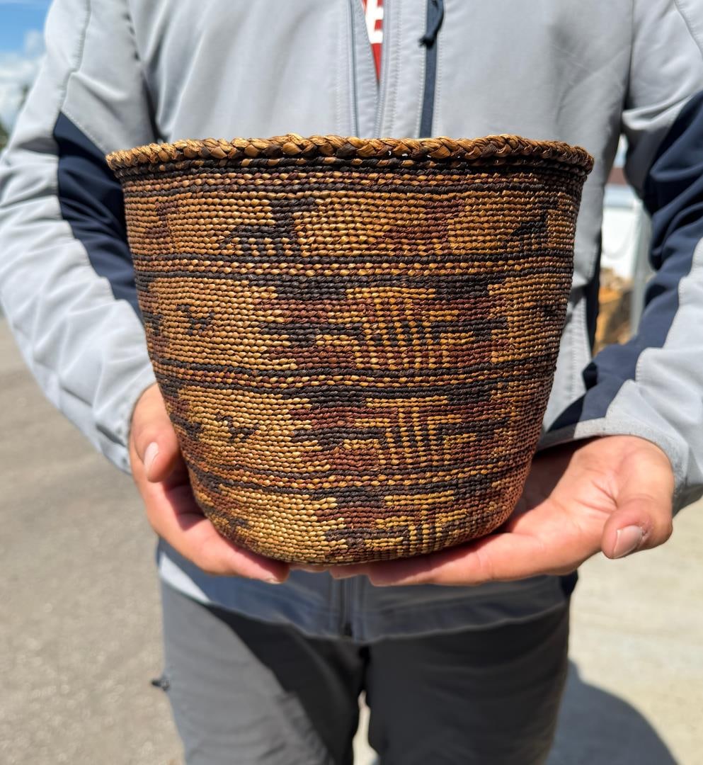 Skokomish Woolly Dog Native American Indian Basket (1 of 9)