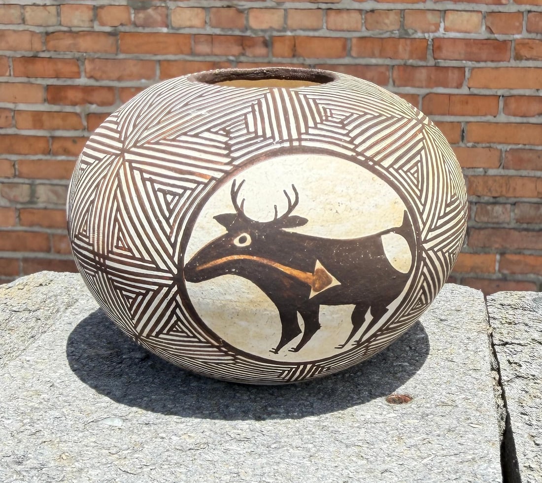 Joyce Leno Acoma Pueblo Heartline Deer Pot (1 of 6)