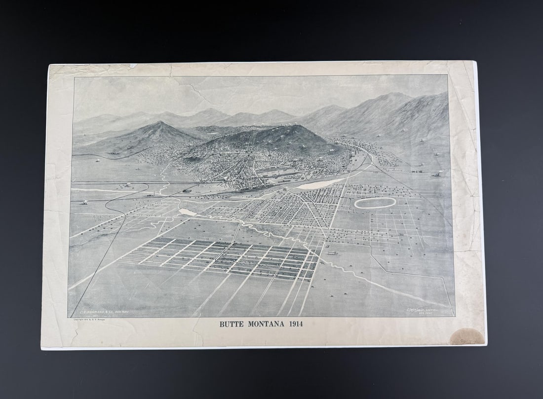 1914 Butte Montana Birds Eye View Map: 14" by 21 3/8". Published in 1914 by CS Hammond & Co of New York.