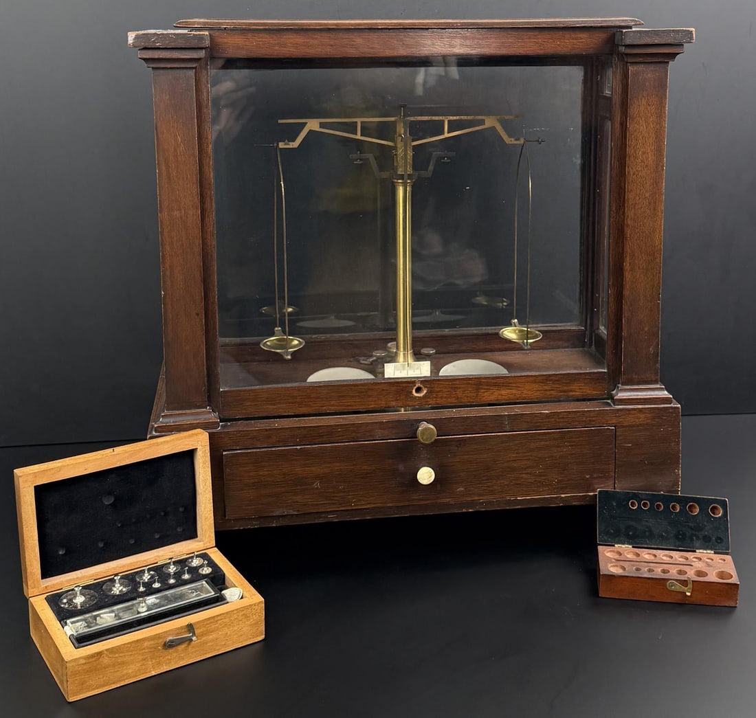 Henry Troemner Assayer Pharmacy Scale (1 of 9)