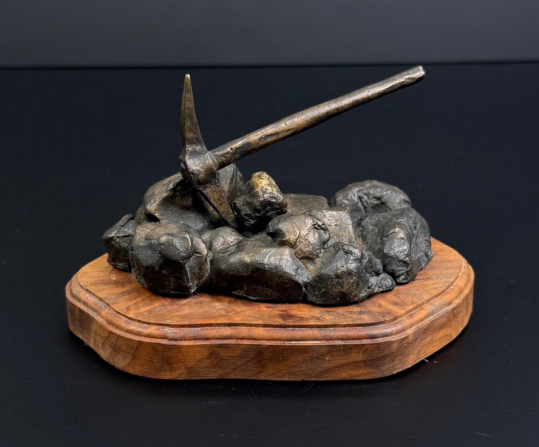 Butte Montana Mining Pickaxe Bronze (1 of 4)