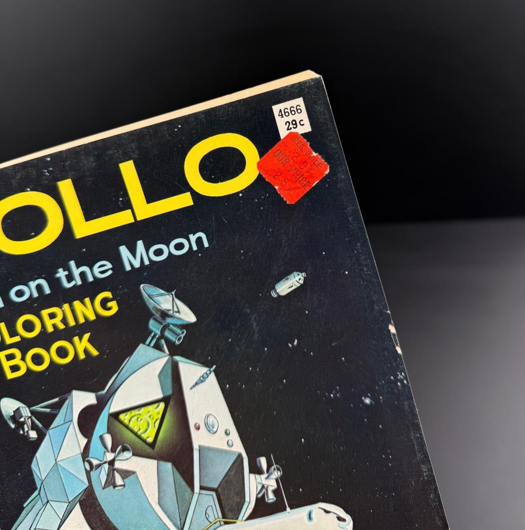 Neil Armstrong Signed Apollo Coloring Book - 3