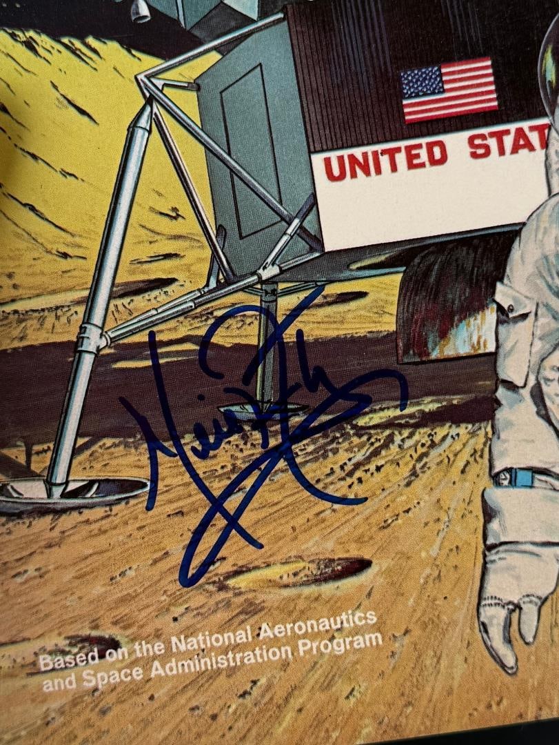 Neil Armstrong Signed Apollo Coloring Book - 4
