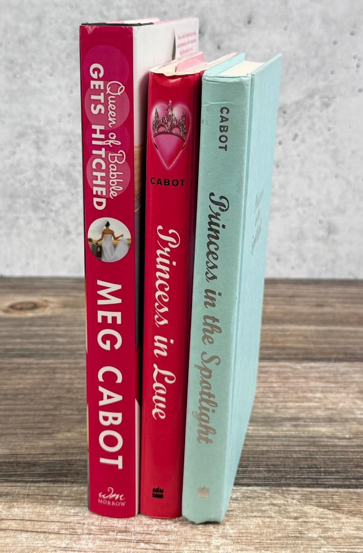 Princess Diaries Meg Cabot Books: Princess Diaries series book collection including titles, Princess in the Spotlight, Princess in Love. Queen of Babble Gets Hitched, being the third and final novel in the Queen of Babble Trilogy.
