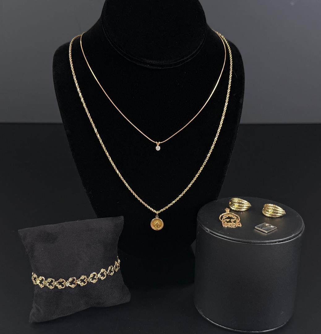 Collection of 14k Gold Jewelry: Lot requires payment via non credit card only.