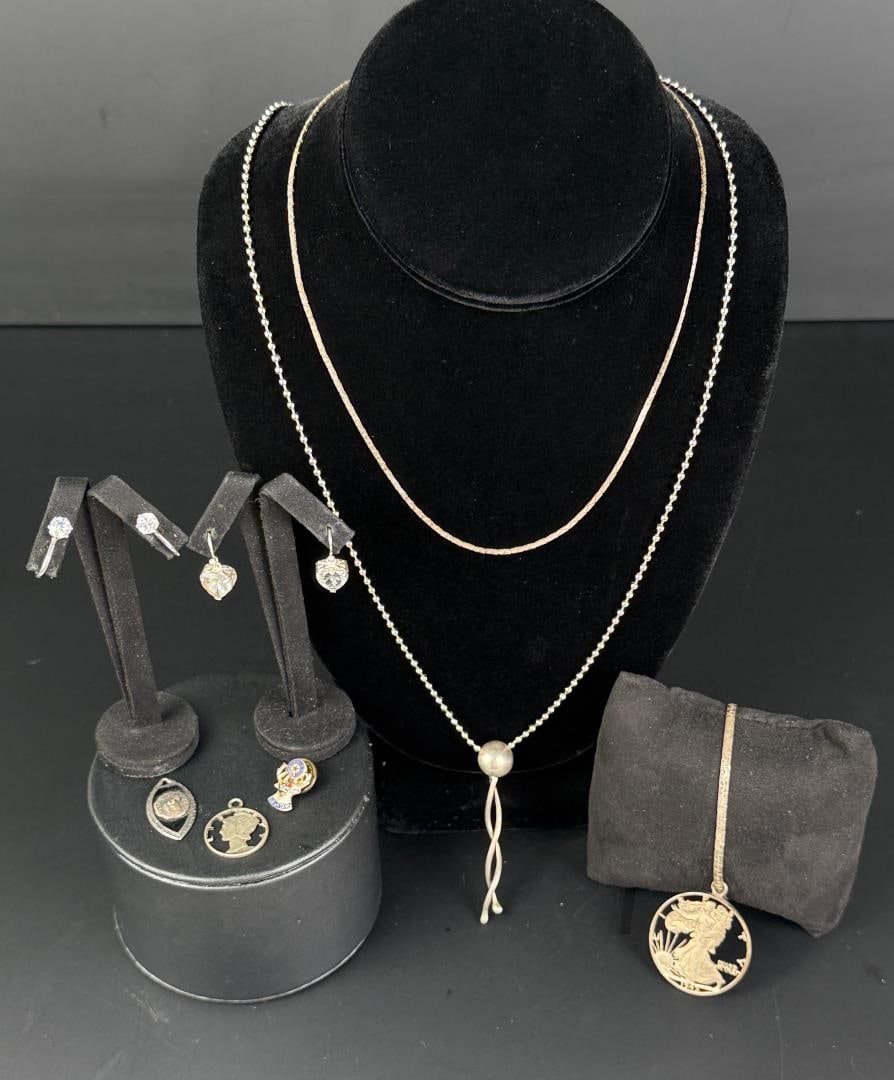 Collection of Sterling Silver Jewelry: 30.08 grams total weight.