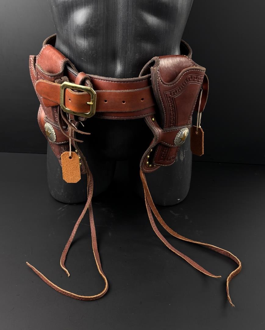 Jerry Stewart Leather Gunbelt and Double Holster (1 of 8)