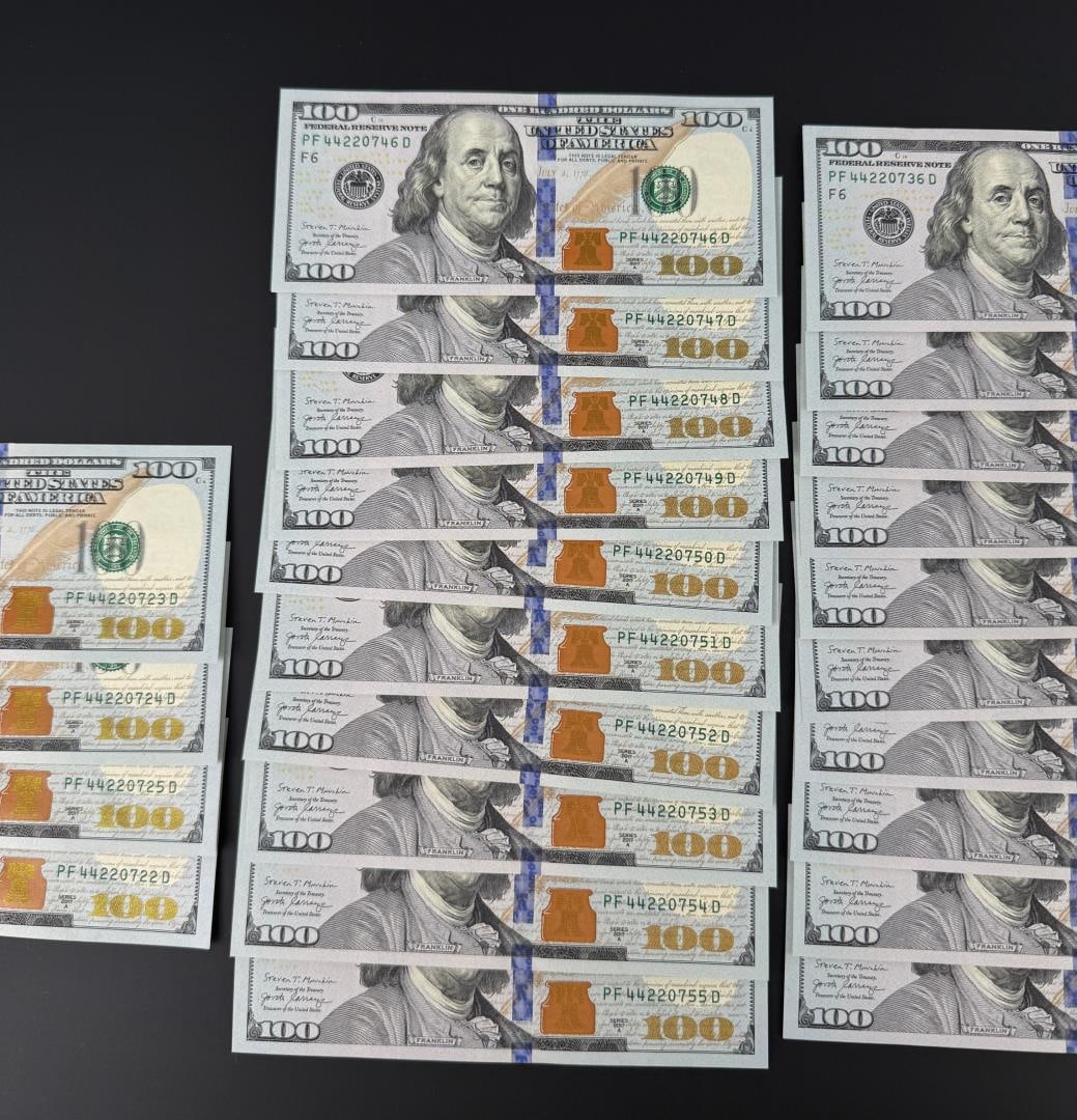 $3400 Face Value Sequential $100 Bank Notes - 4