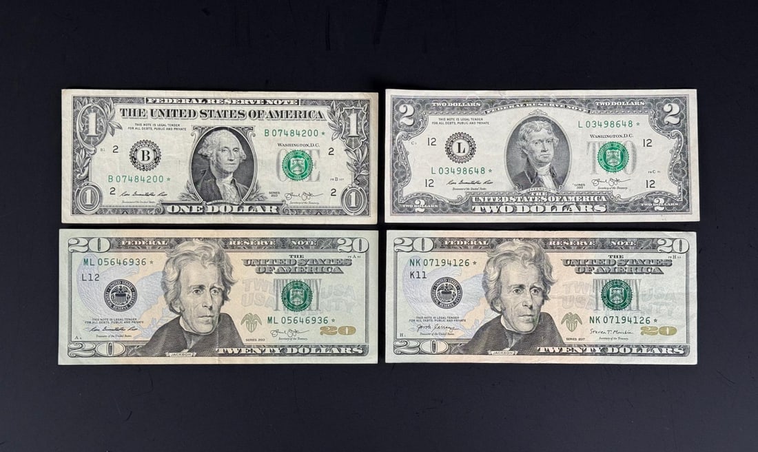 Collection of US Star Note Bills: Nice group.