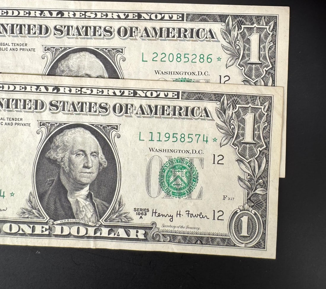 $1 US Star Note Bank Notes - 3