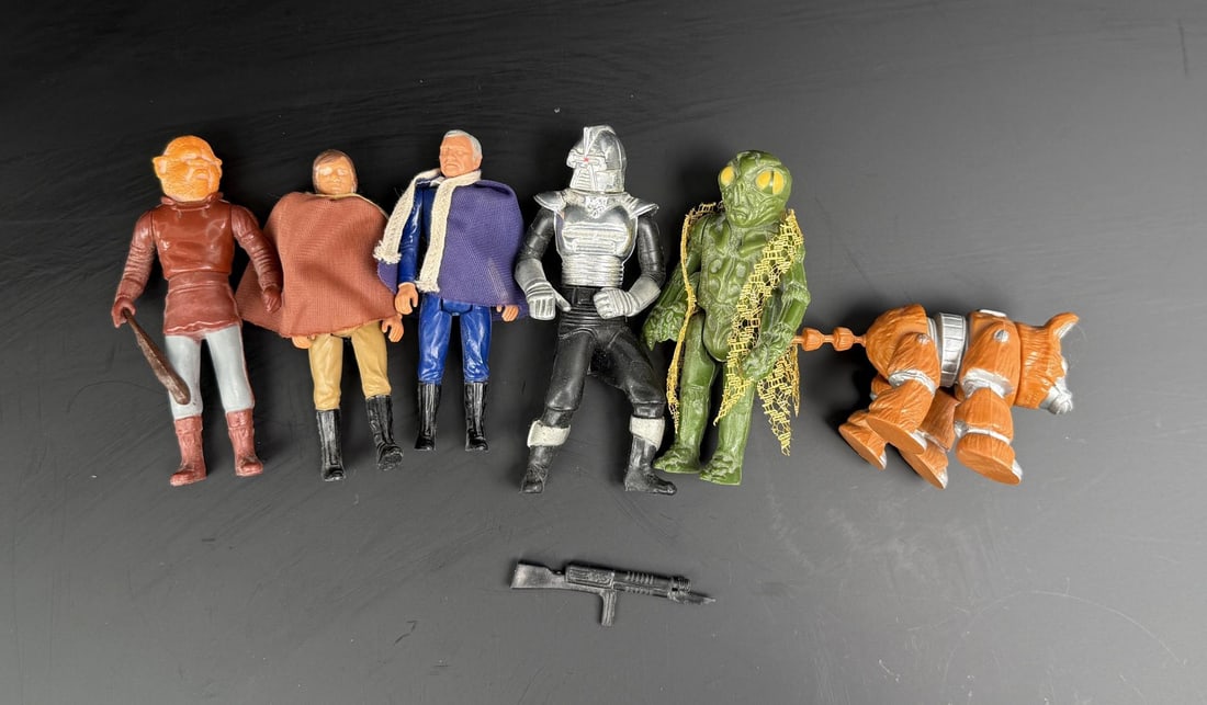 Collection of Battlestar Galactica Action Figures: Nice grouping