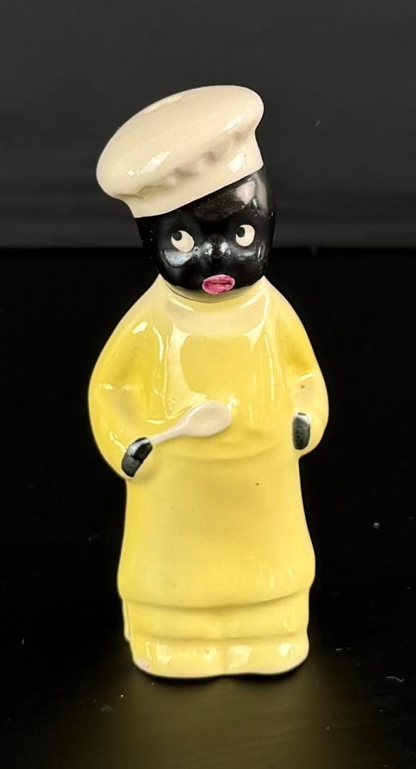 Black Americana Chef Pie Aire Baking Vent Bird: 1 7/8" by 4 1/4".
