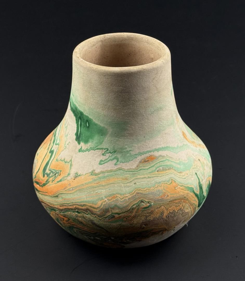 Nemadji Indian Pot Vase: 4 1/2" diameter, 4 1/2" tall.
