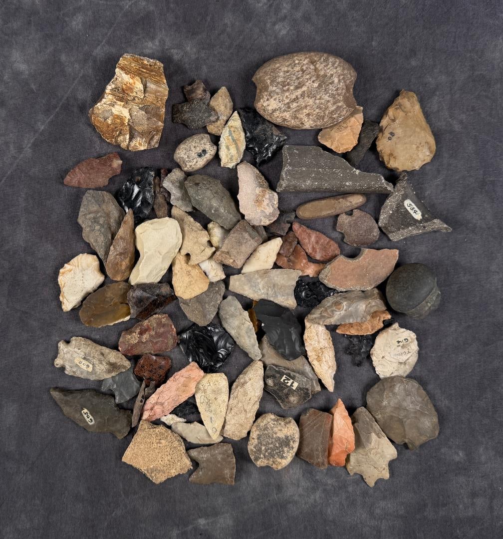 Ancient Native American Indian Stone Artifacts: Nice grouping