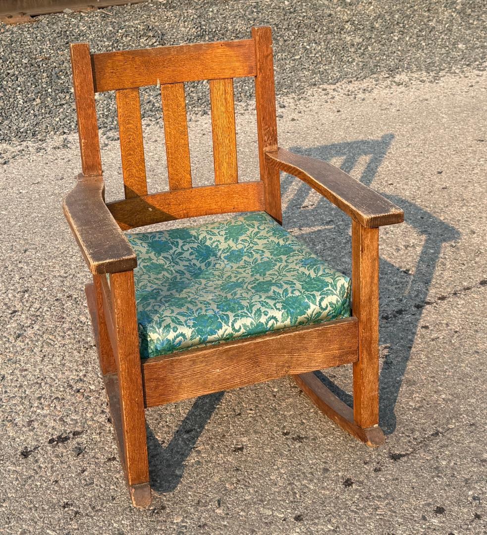 Arts & Crafts Mission Oak Rocking Chair: 26" by 31" by 35". Lot requires pickup at our facility, shipping not available.