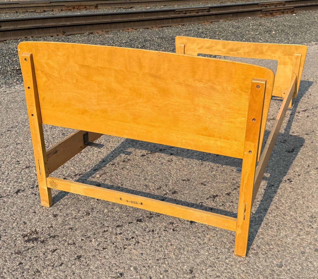 Heywood Wakefield Encore Bed Frame - 3