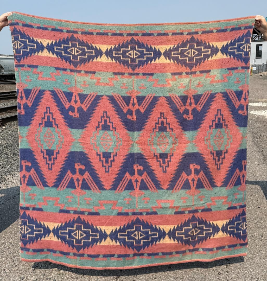 Beacon Mills Native American Pattern Camp Blanket - 4