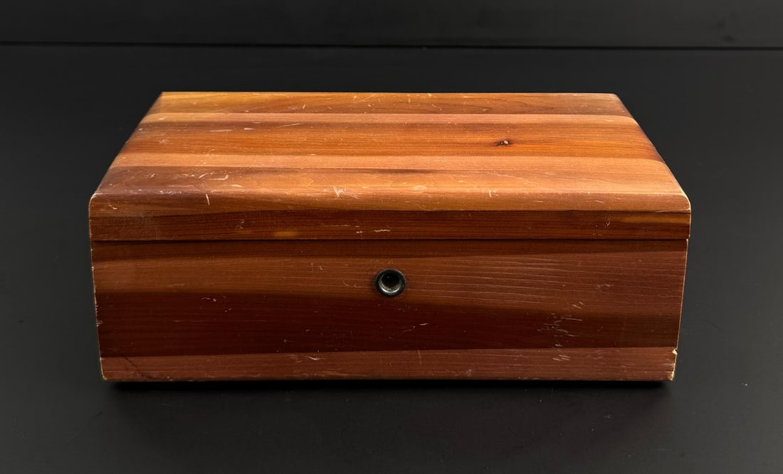 Lane Salesman Sample Missoula Montana Cedar Chest: 9" by 5" by 3 1/4"