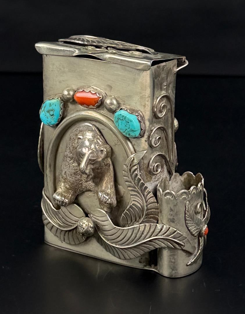 Navajo Indian Turquoise Bear Cigarette Box (1 of 6)