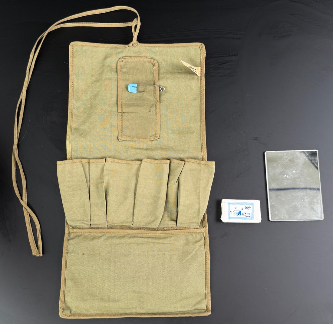 WW2 US Army Shaving Swank Victory Kit: Not many contents remain