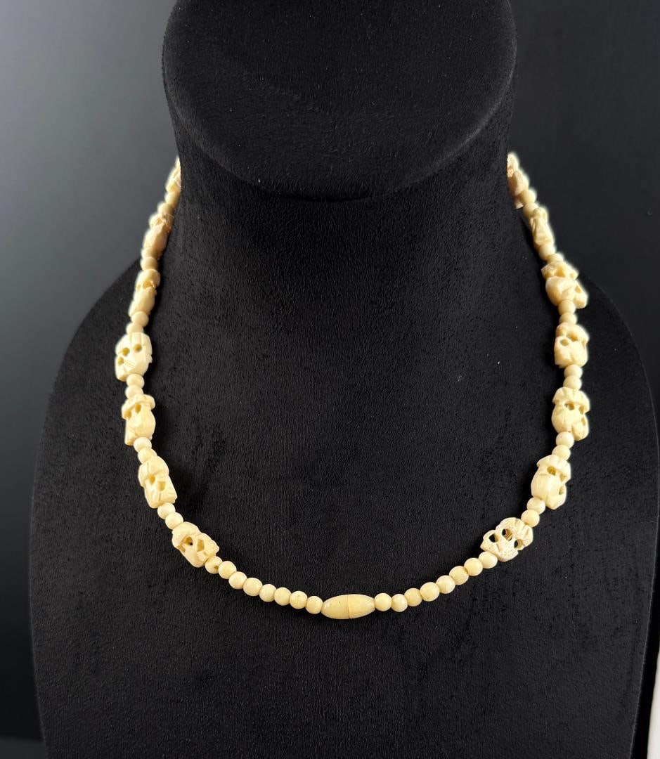 Carved Bone Elephant Necklace - 3