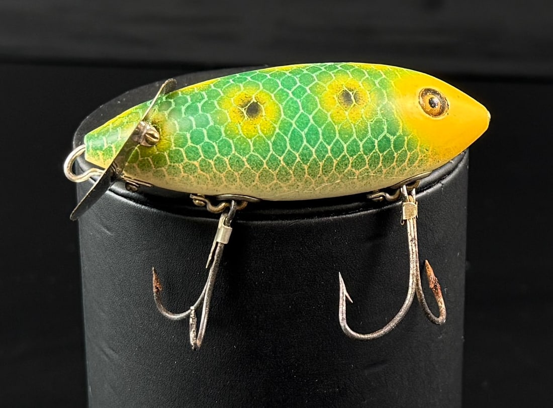 Heddon Baby Crab Wiggler Fishing Lure: Nice example.