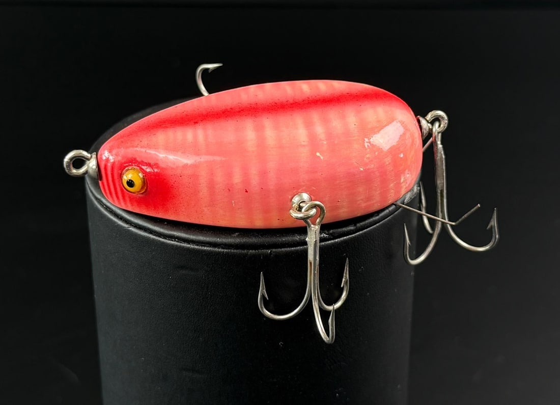 Pink Glass Eye Frog Fishing Lure (1 of 5)
