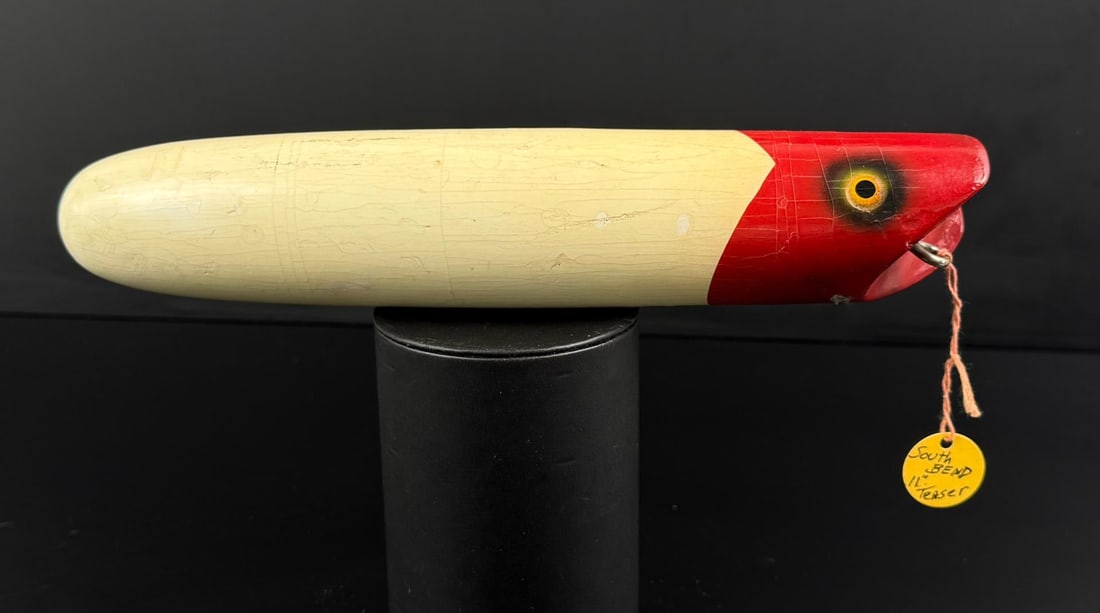 South Bend Zane Grey Teaser Fishing Lure: 11" long. Nice example.