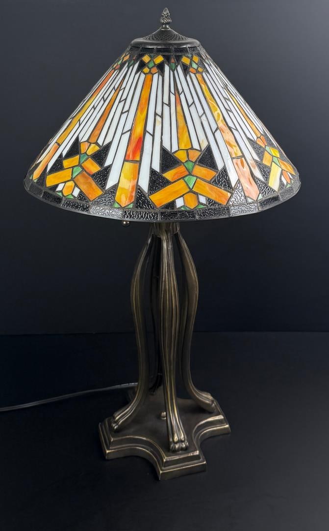 Stained Glass Table Lamp - 3